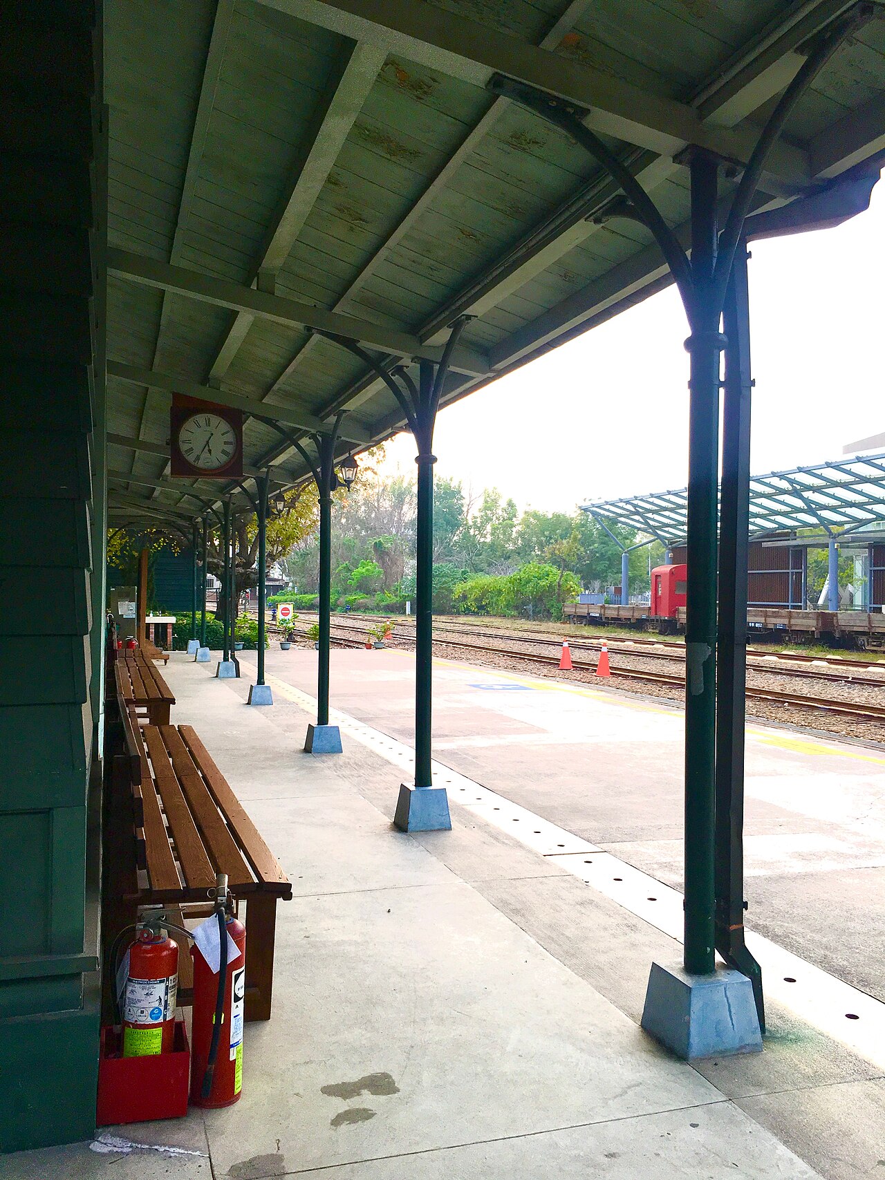 สถานีเป่ยเหมิน รถไฟป่าอาลีซาน — เที่ยวเจียอี้ ไต้หวัน