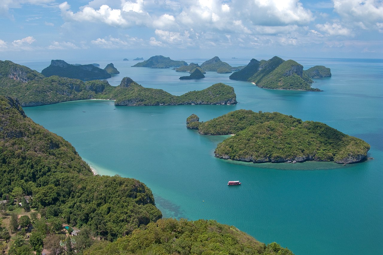 Ang Thong Marine Park near Koh Phangan, a green archipelago of limestone islands in the Gulf of Thailand