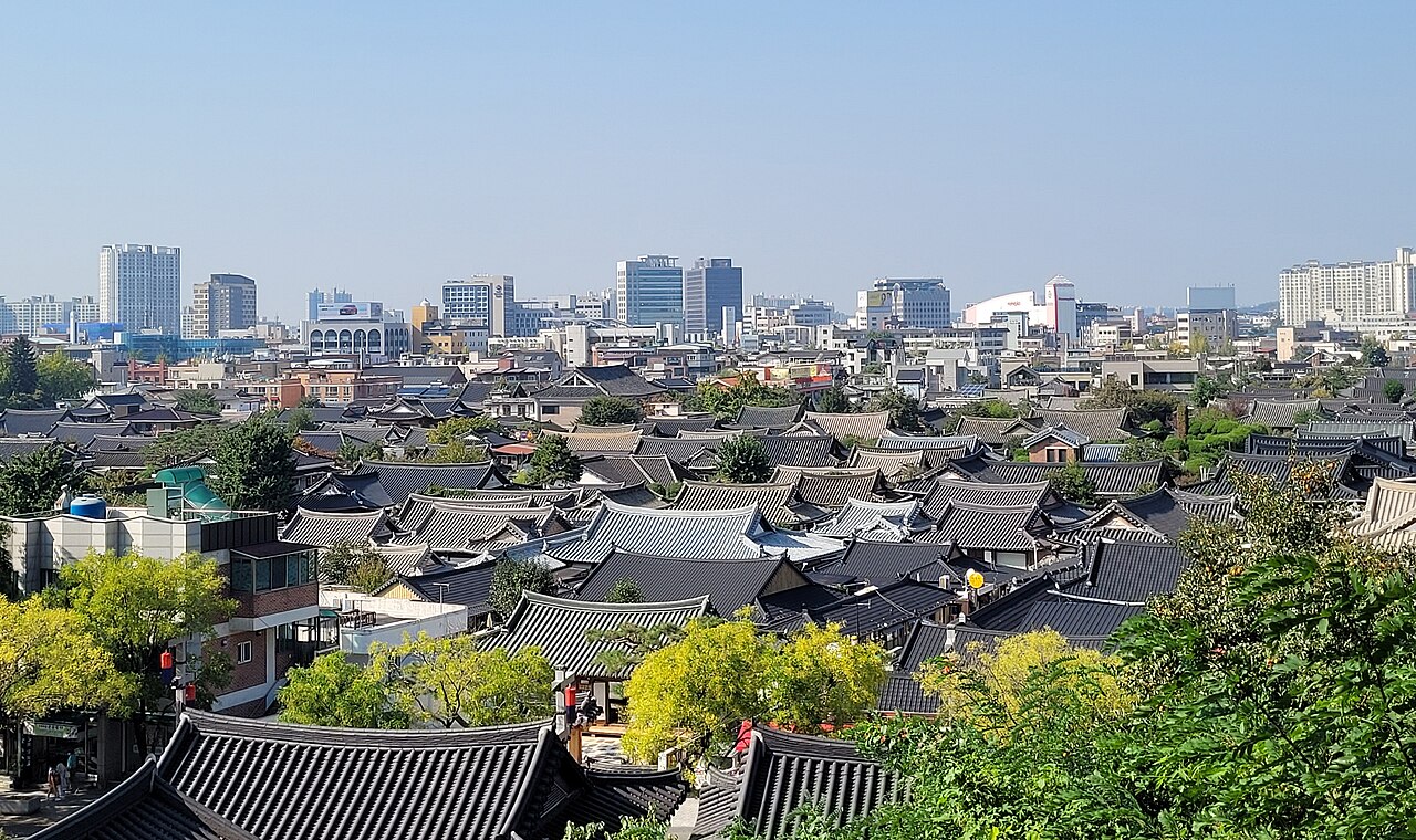 หลังคาบ้านฮันอกโบราณหมู่บ้านชอนจู