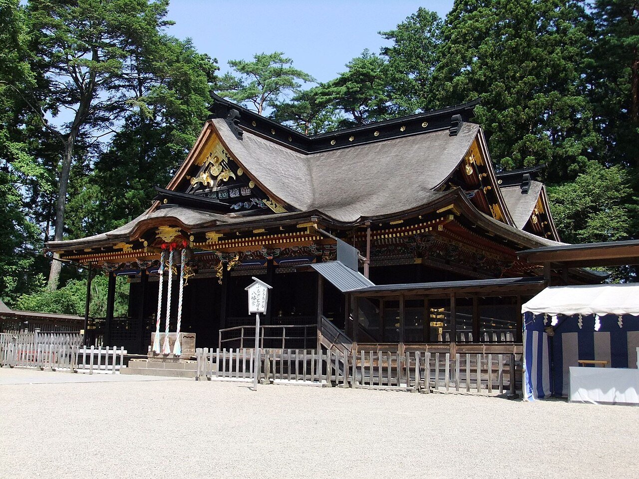 Osaki Hachimangu shrine in Sendai, black and gold lacquered building designated a National Treasure