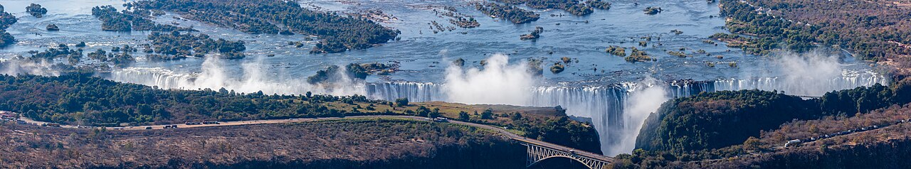 น้ำตกวิกตอเรีย ประเทศซิมบับเว — Victoria Falls, Zimbabwe