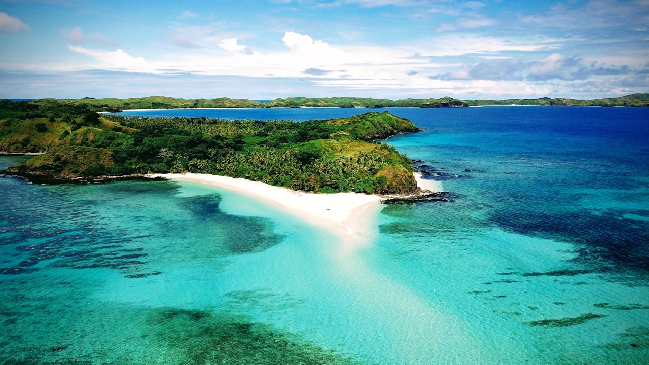Turquoise island lagoon, Fiji