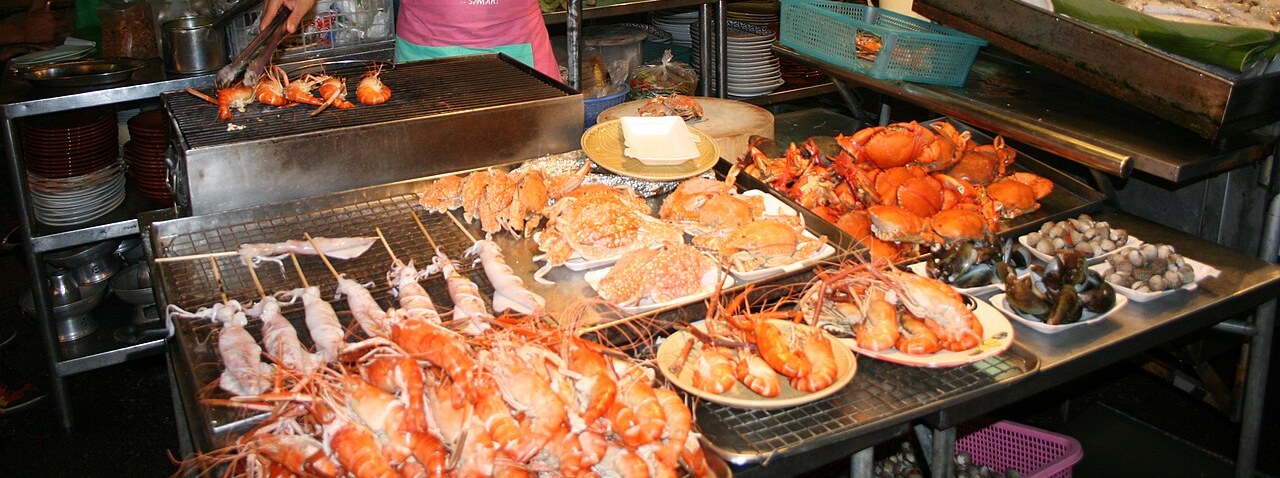 ซีฟู้ดสดหัวหิน กุ้ง ปู ปลาหมึก พร้อมเสิร์ฟ สำหรับดินเนอร์ริมทะเล