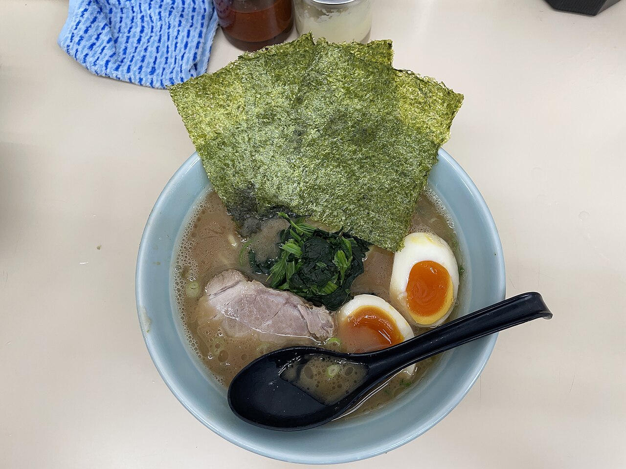 ราเมง Iekei tonkotsu-shoyu โยโกฮามา