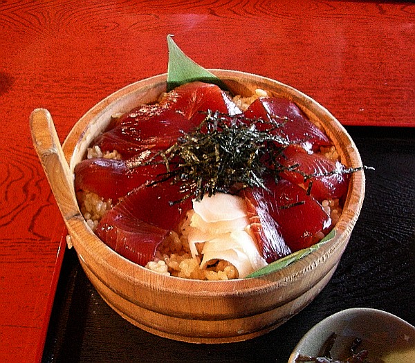 Tekone-zushi marinated bonito sushi in wooden tub