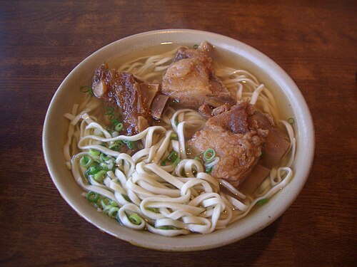 Okinawa Soba เส้นหนาน้ำซุปหมู
