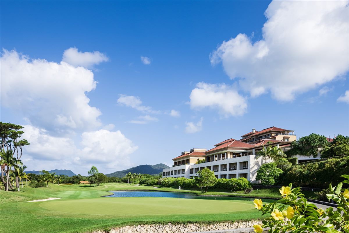 จุดเด่นของ The Ritz-Carlton Okinawa