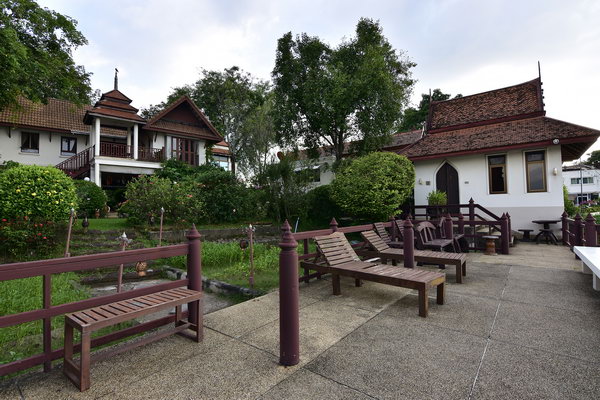Ayutthaya Garden River Home