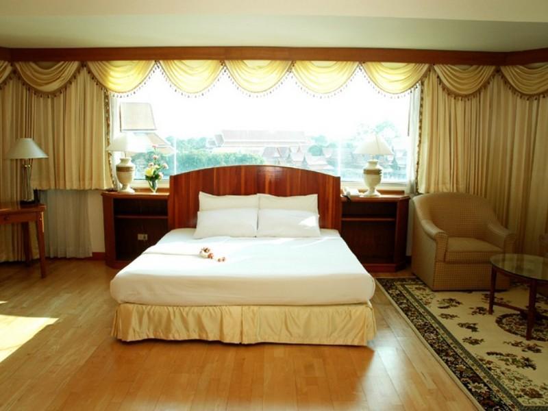 River View Place Hotel