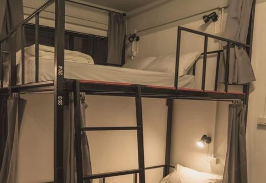Sleepaholic Hostel