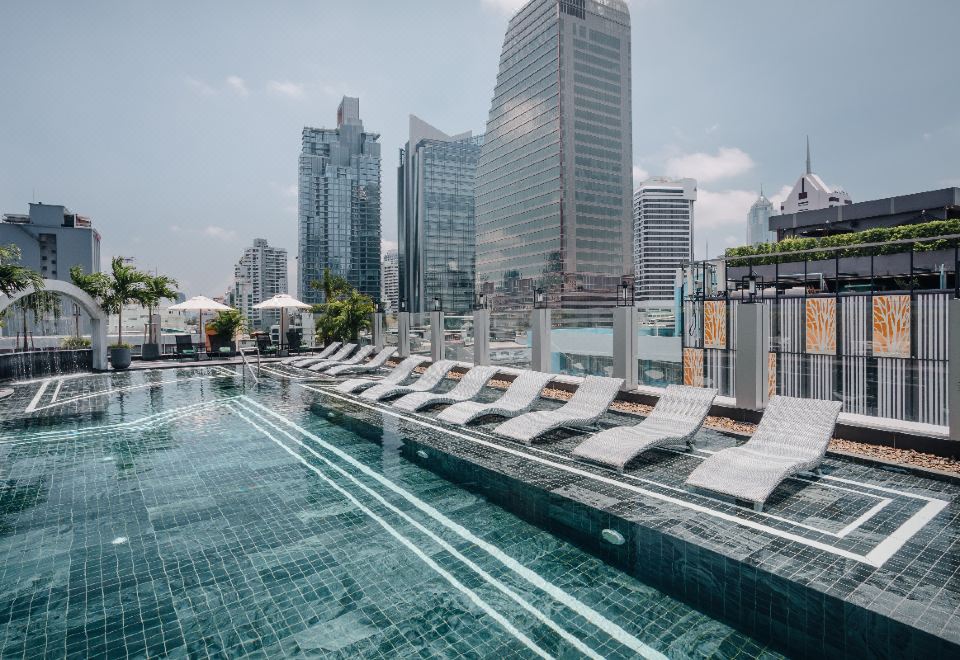 Aira Hotel Bangkok Sukhumvit 11