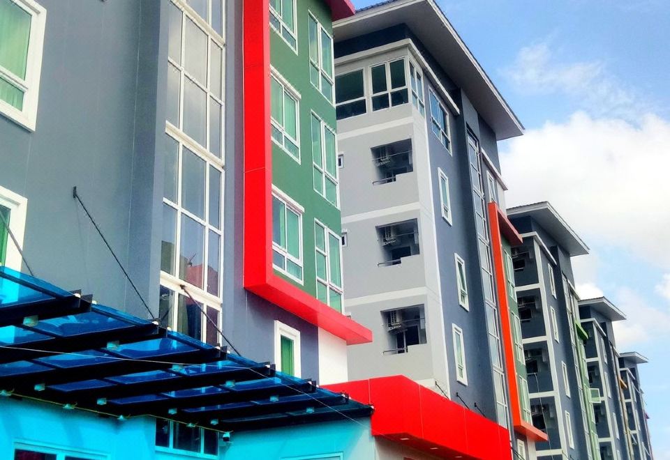 B-Your Home Hotel Donmueang Airport