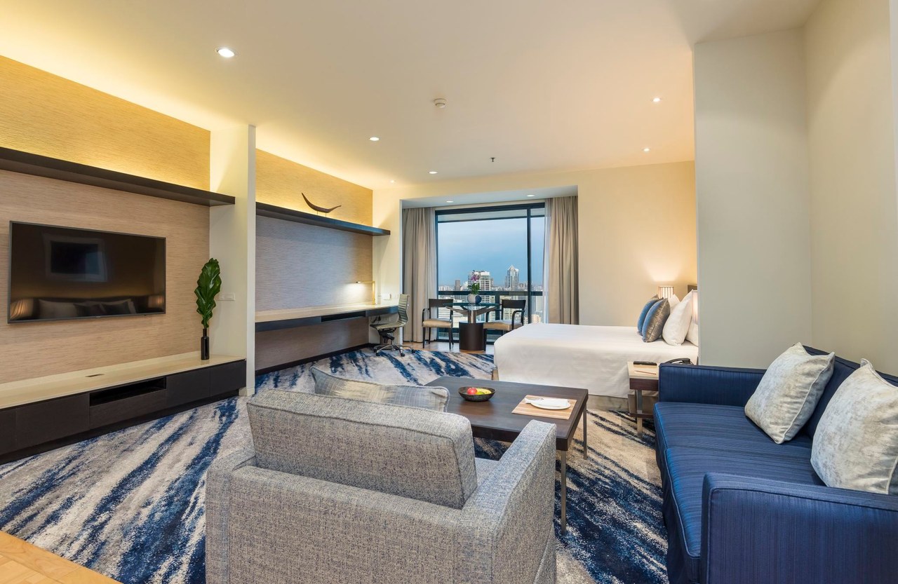 Emporium Suites by Chatrium