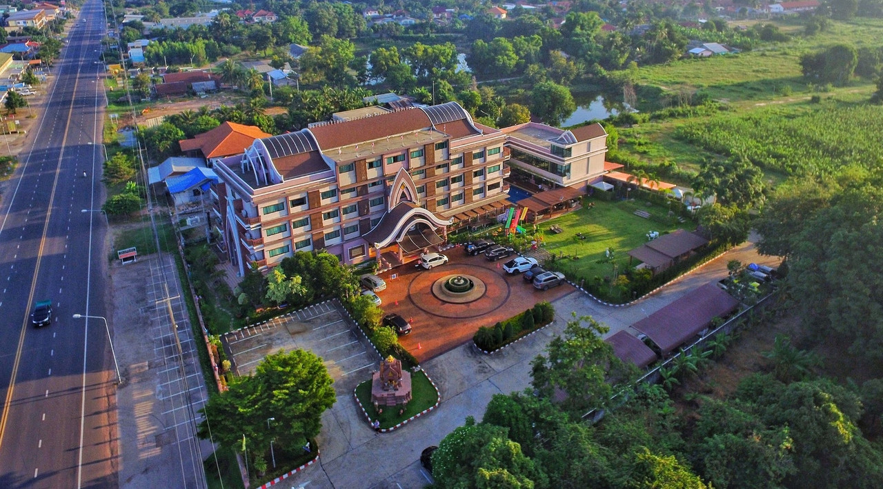 Phanomrungpuri Hotel
