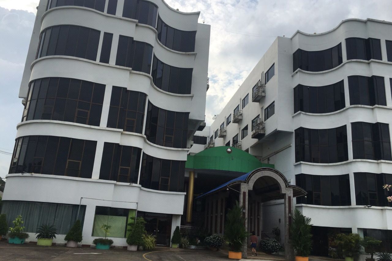 Chainat Thani Hotel