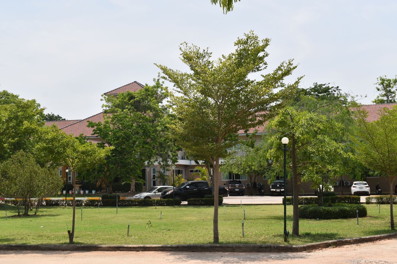บรรยากาศห้องพักและพื้นที่ส่วนกลางของ Chaiyaphum Park Hotel