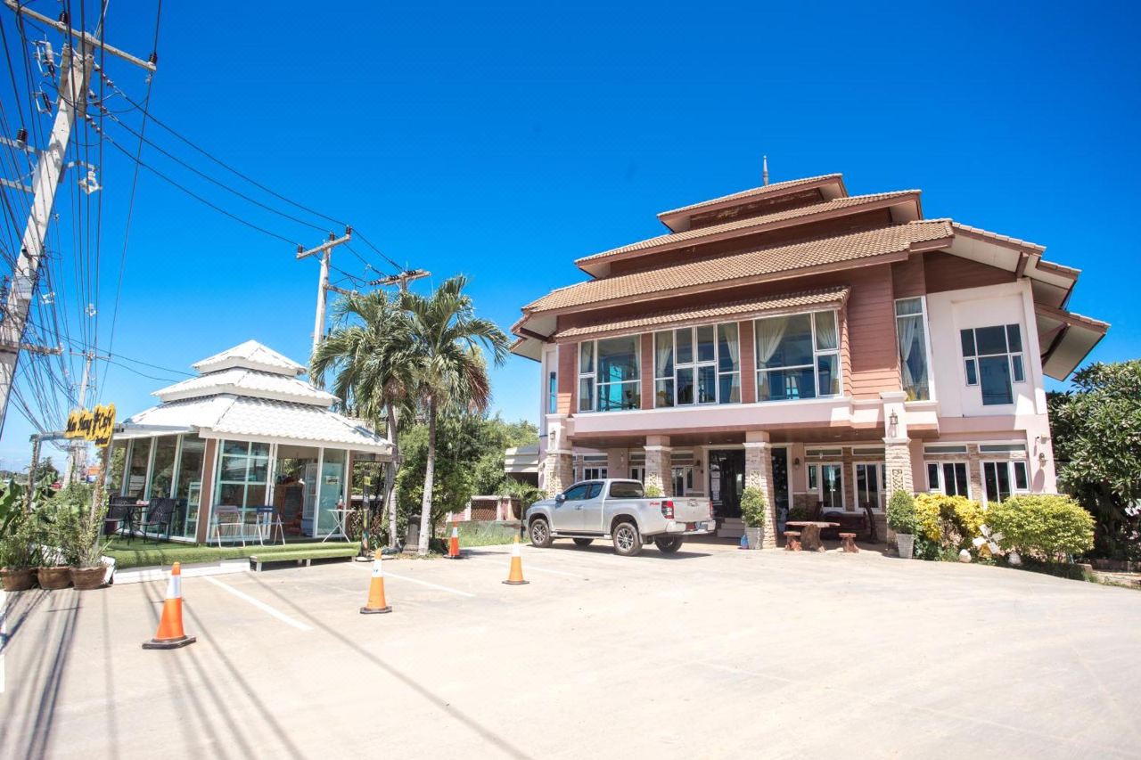 Phusuay Park View Hotel