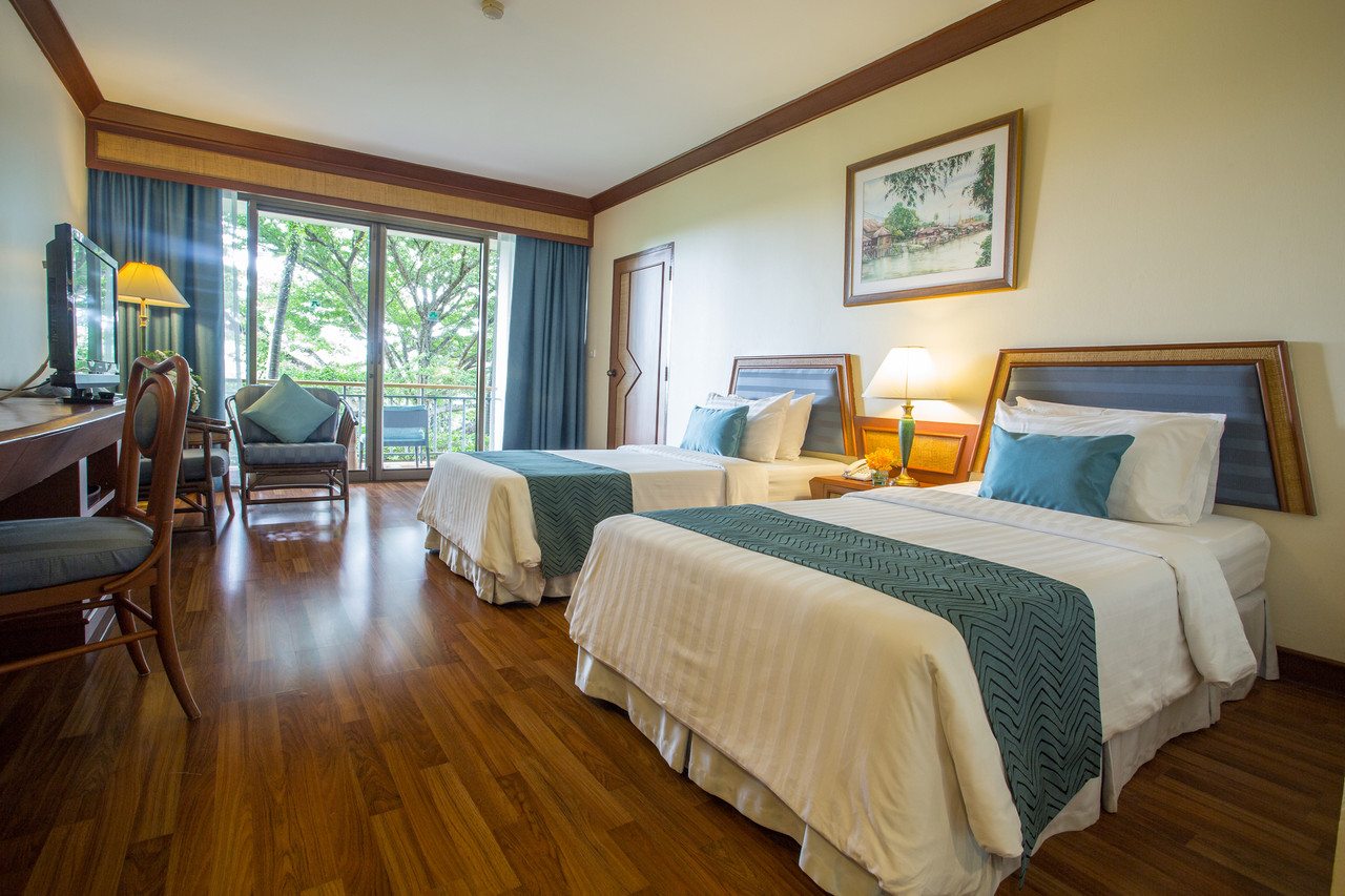 Superior room with a private balcony over the garden at Maneechan Resort Chanthaburi