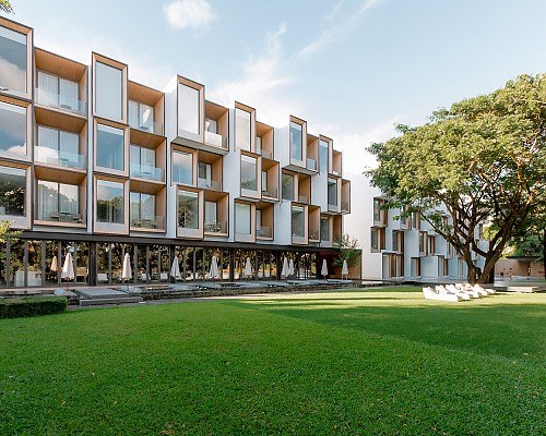 Riva Vista Riverfront Resort