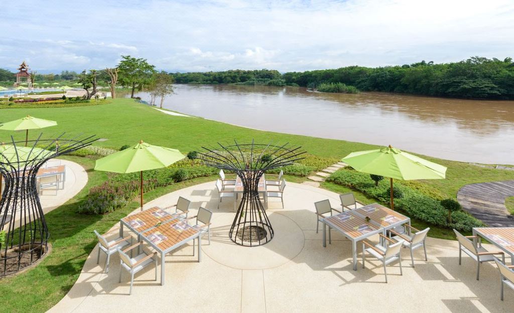 Riverside garden and seating terrace looking over the Kok River