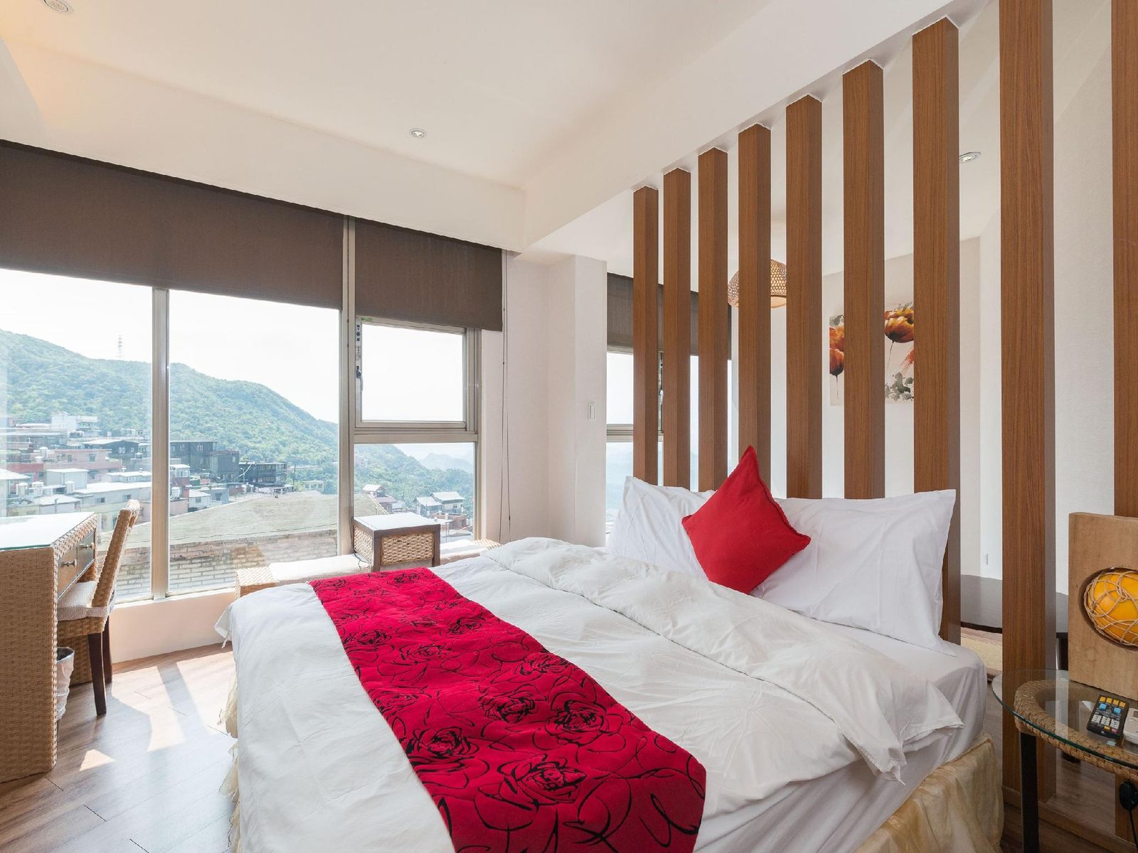 Chiu Chunt Dint B&B (九重町客棧)