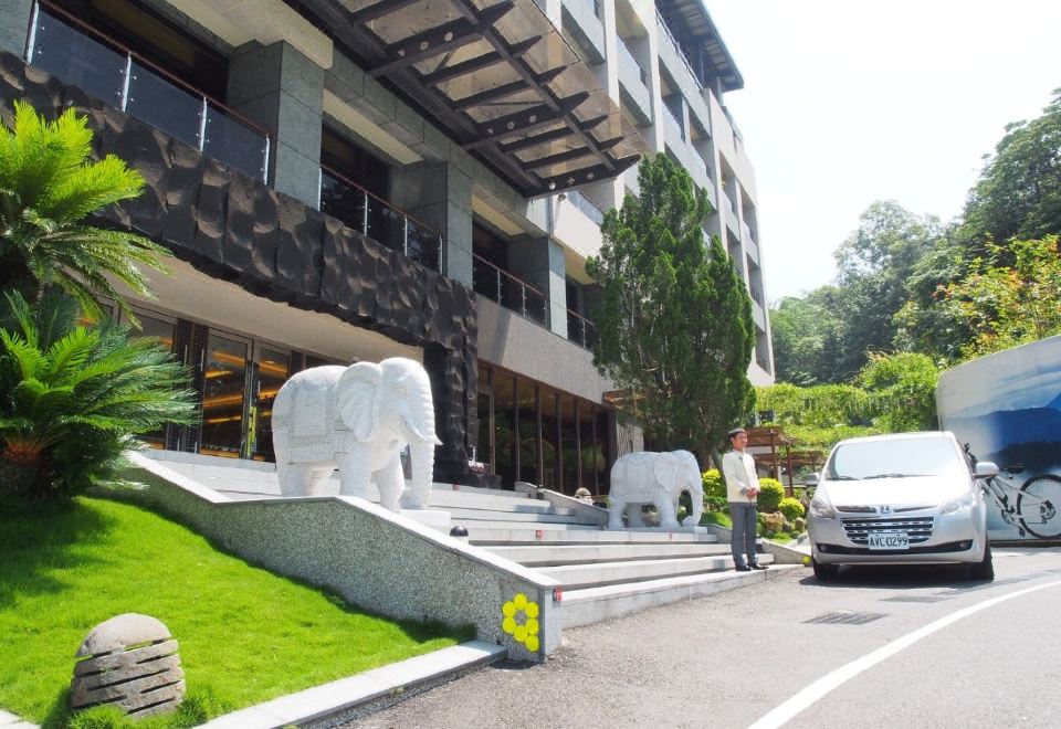 สระน้ำพุร้อนกลางแจ้ง Fuli Hot Spring Resort