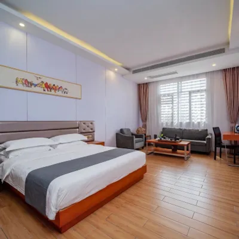 Tie Lv Holiday Hotel Guangzhou South Railway Station (铁旅假日酒店广州南站店)