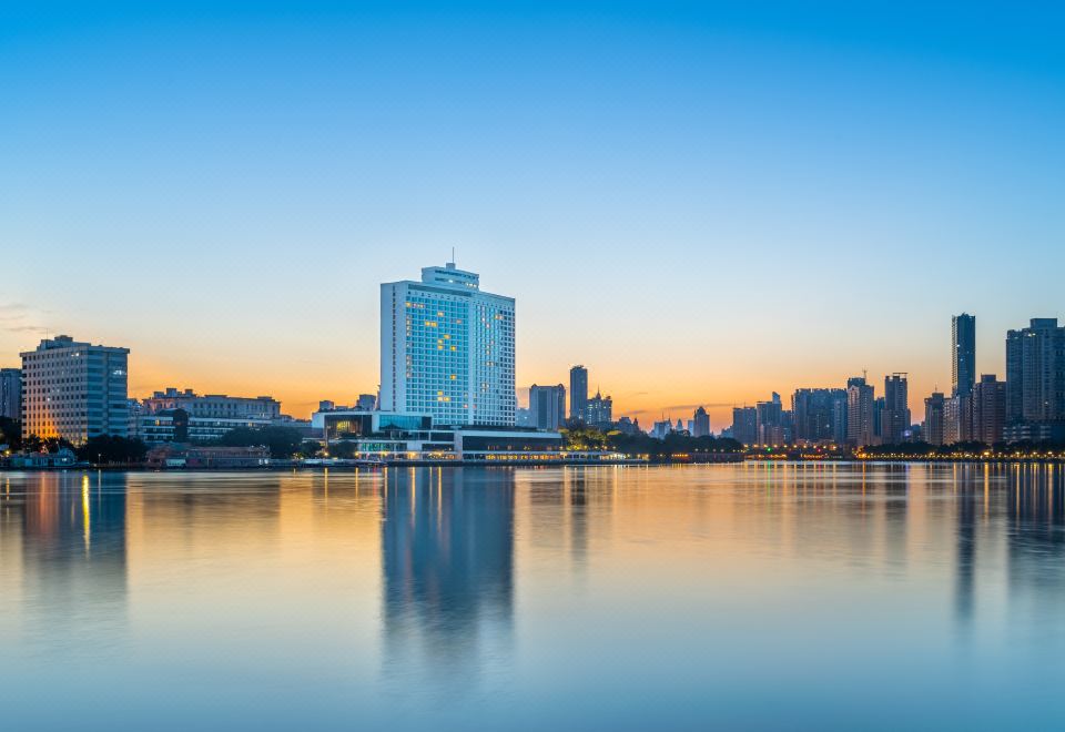 รีวิว White Swan Hotel Guangzhou