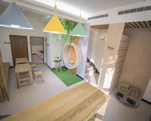 ห้องพักภายใน ManLu INN — ตกแต่งสะอาดสไตล์ญี่ปุ่นเรียบง่าย