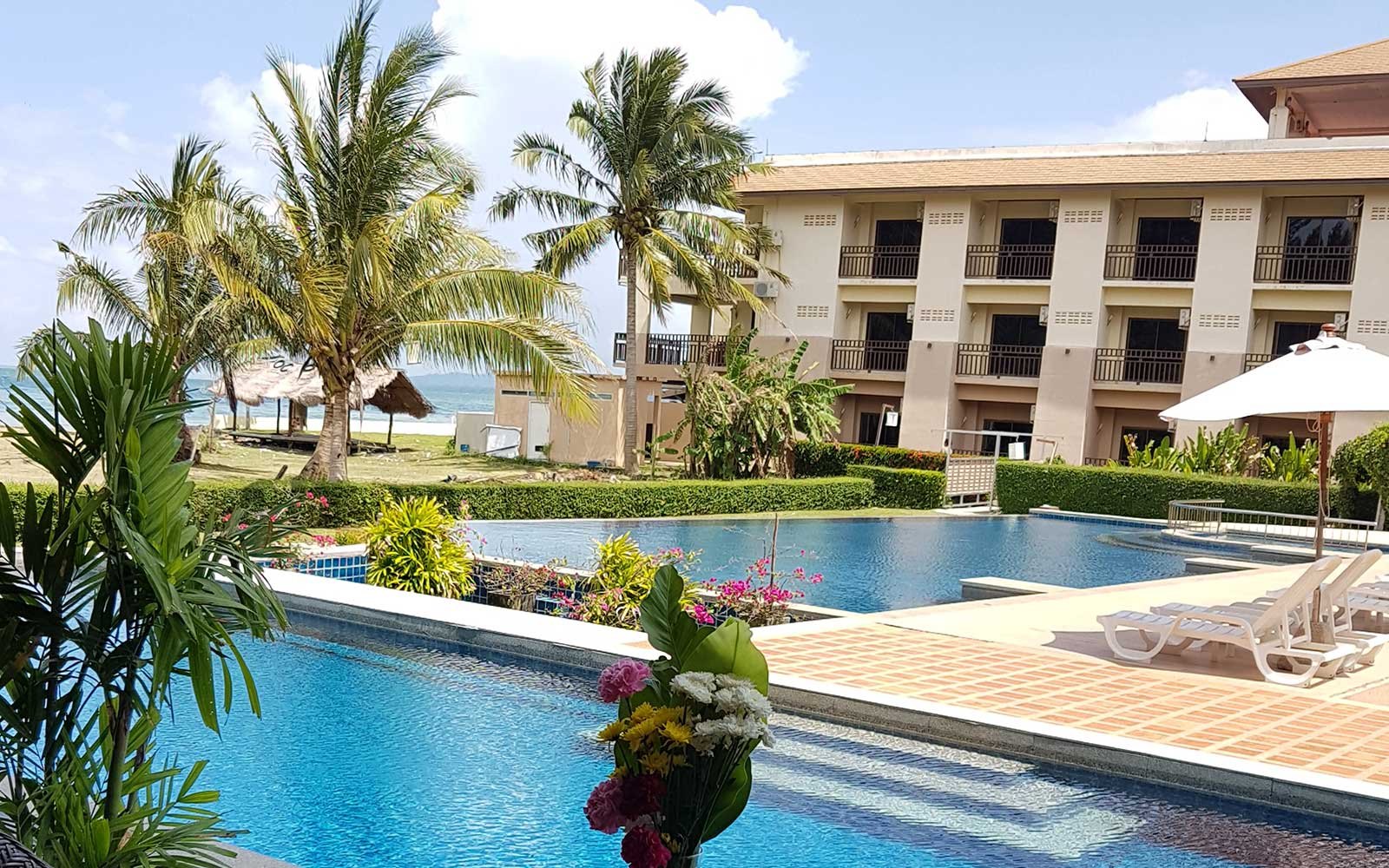 Lanta Pura Beach Resort