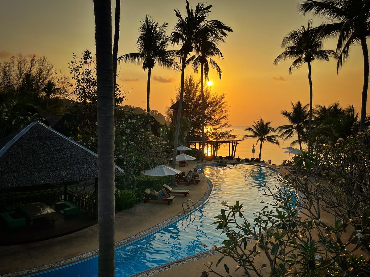 Green Papaya Beach Resort