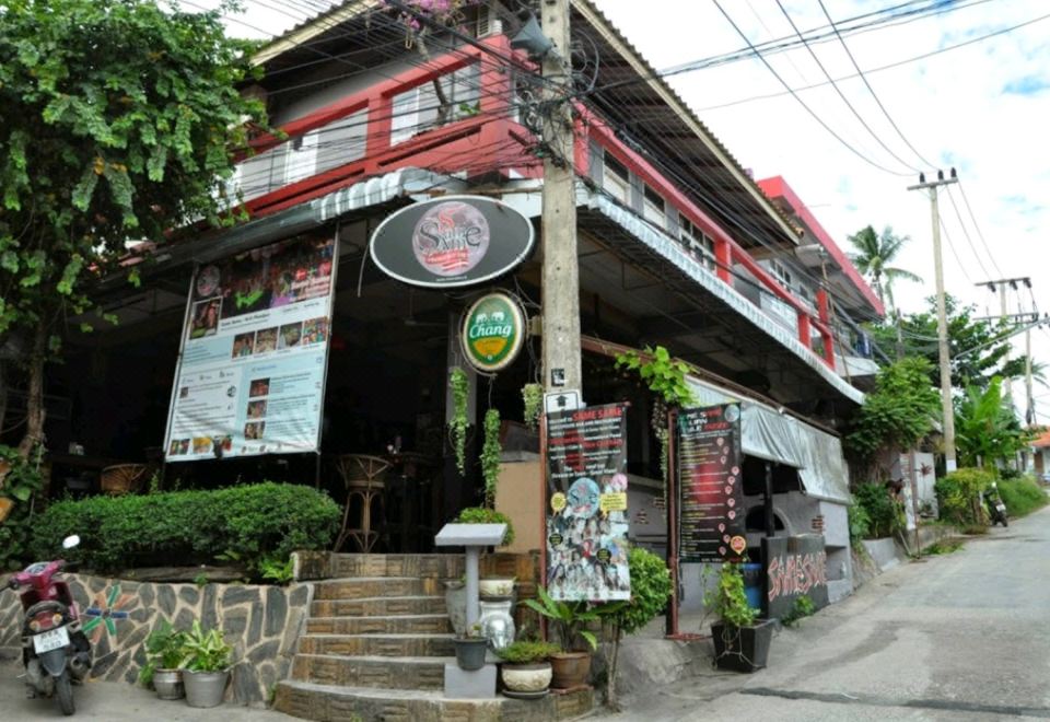 Same Same Guesthouse