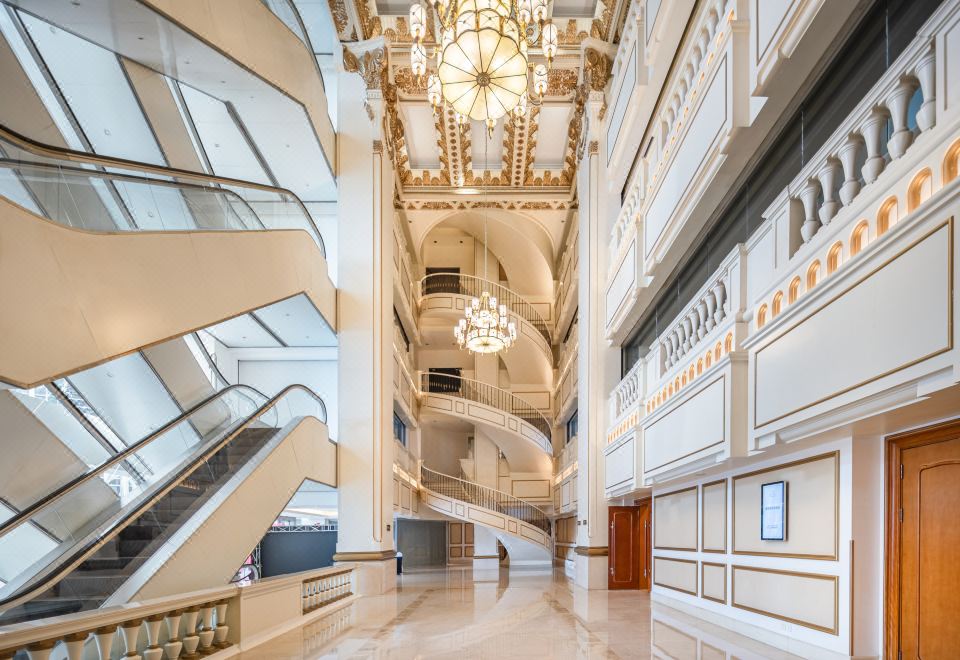 Kai Wah Plaza International Hotel Kunming (昆明佳华广场酒店)