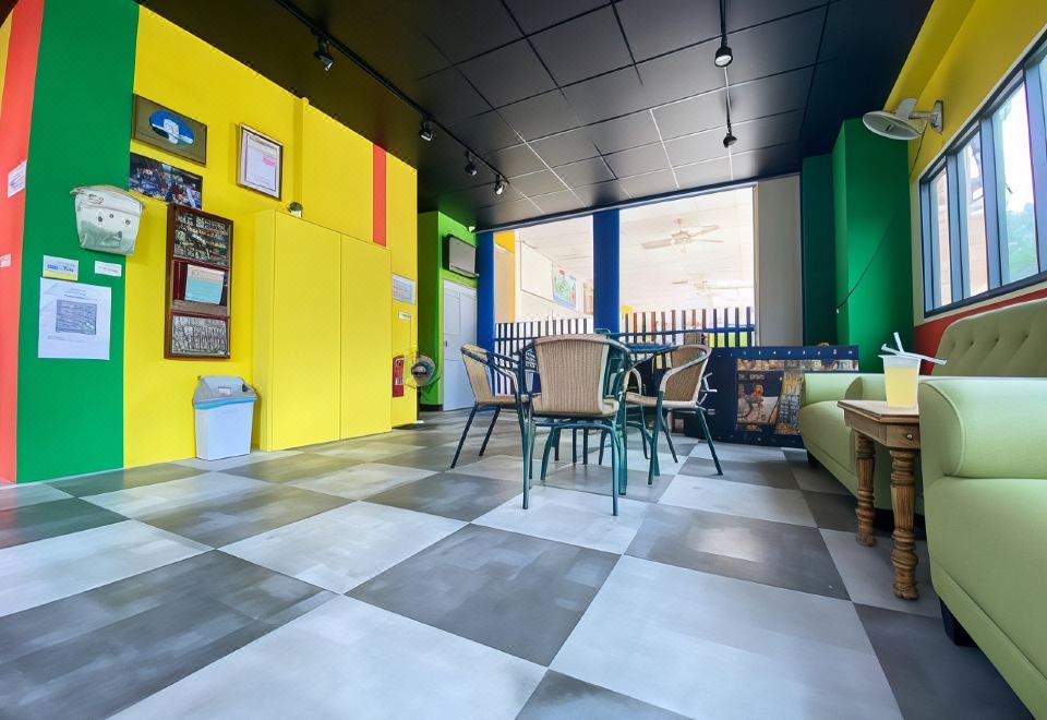 Common area at Lukang Holiday Hostel