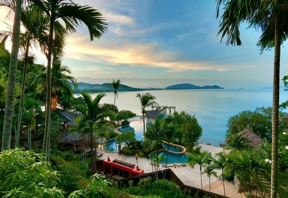 Racha Kiri Resort & Spa