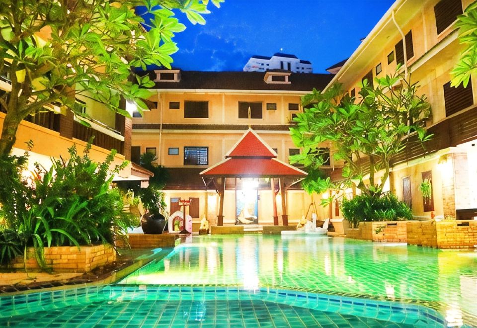 Aiyaree Place Hotel