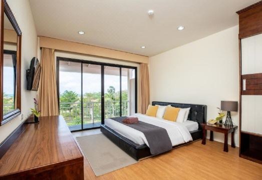 Xanadu Beach Resort