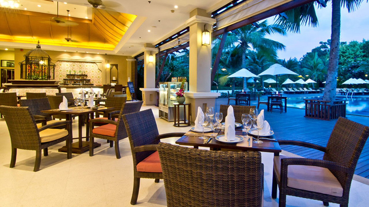 Ravindra Beach Resort & Spa