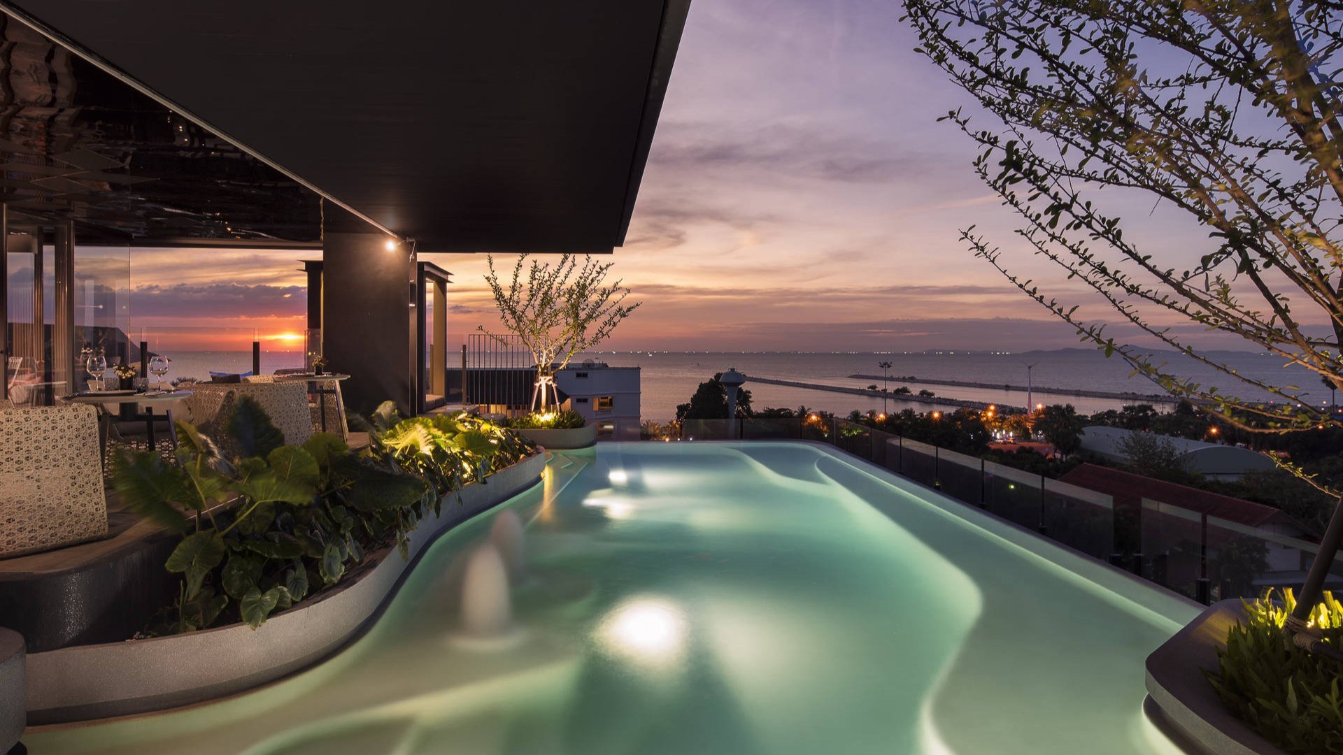 Seaphere Pattaya (Cross Vibe)