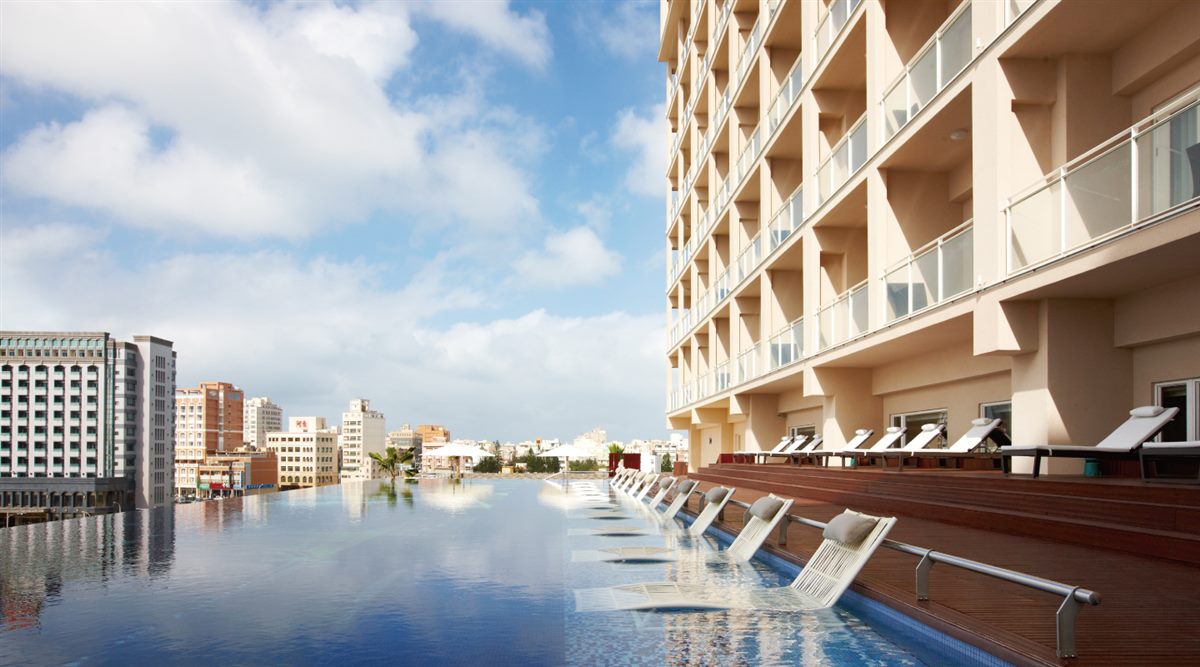 Outdoor infinity pool at Four Points Sheraton Penghu overlooking the sea