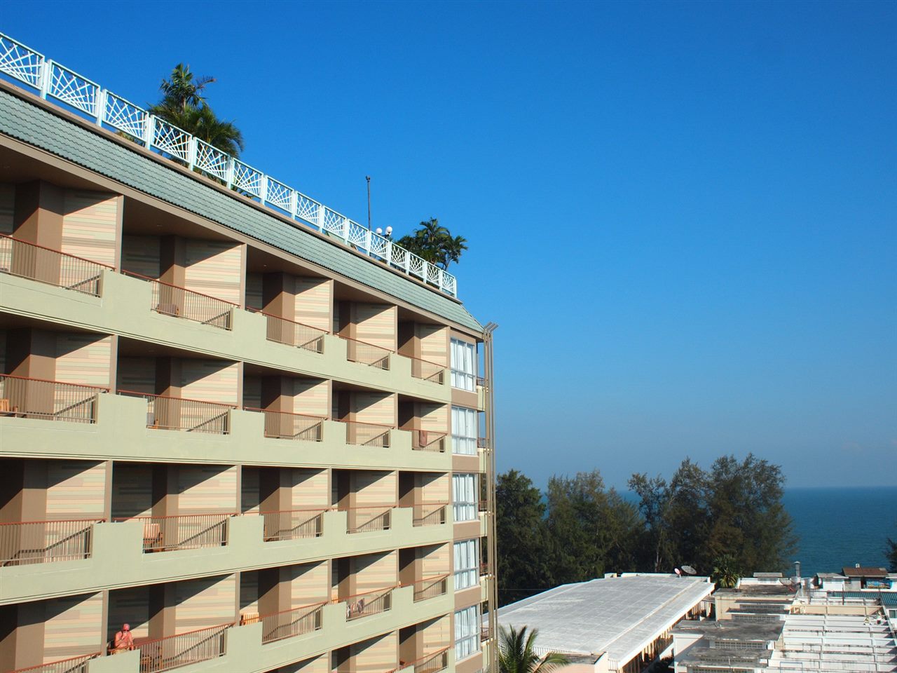 Long Beach Cha-Am Hotel