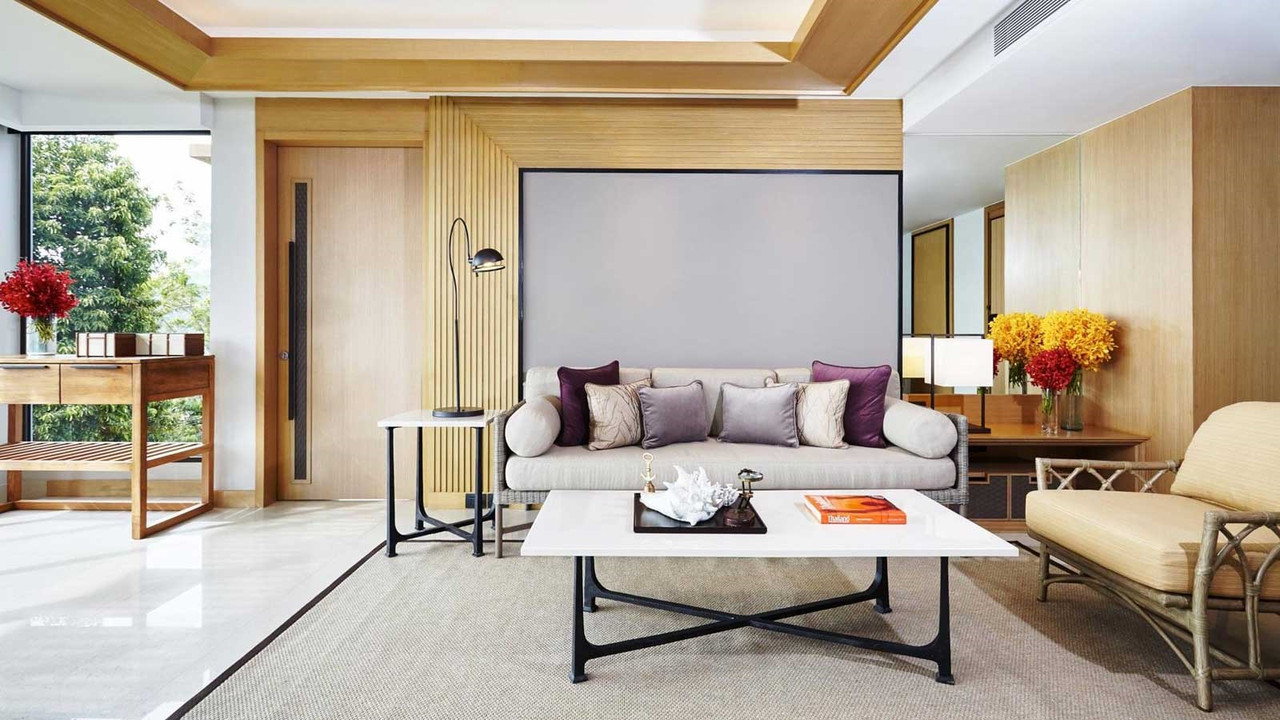 Suite living room with contemporary Thai design and sea view