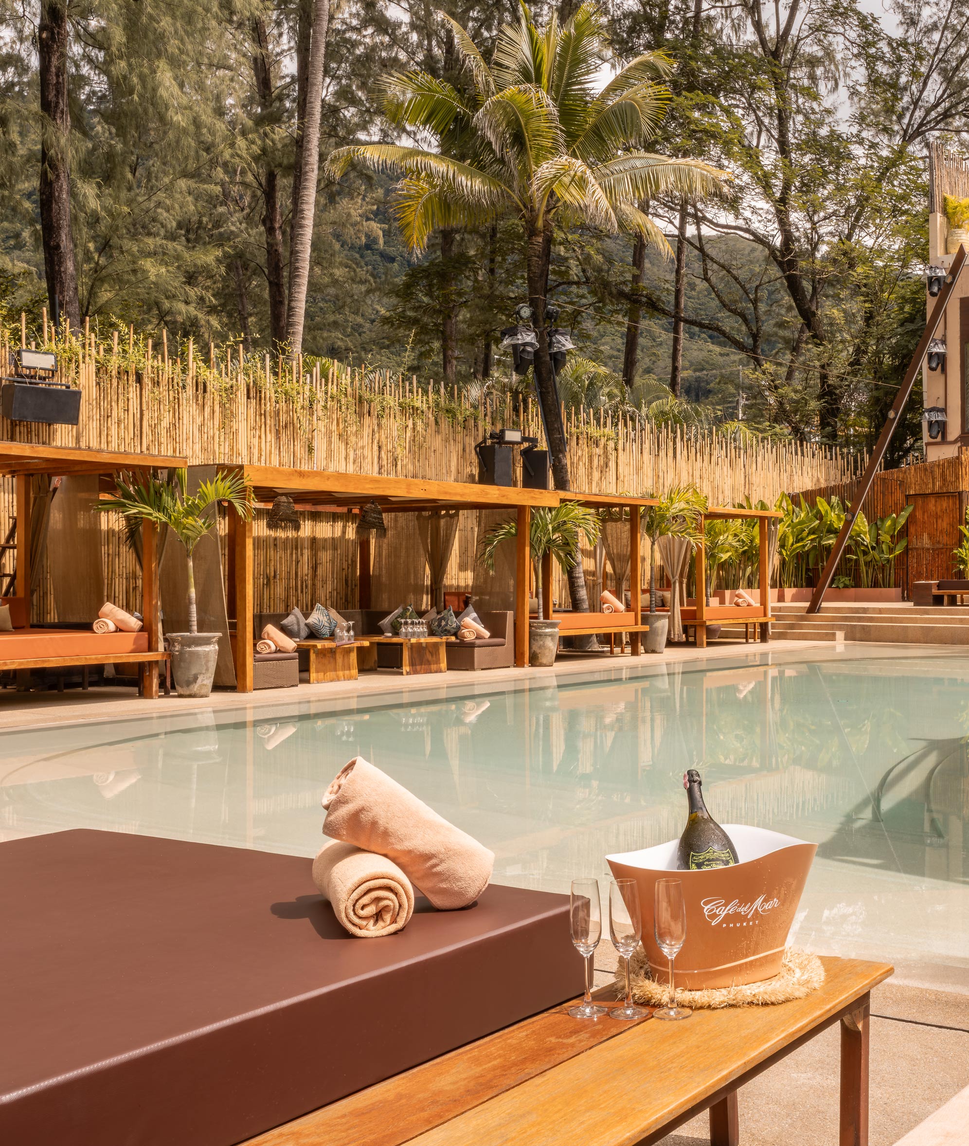Café del Mar Phuket Suite & Penthouse