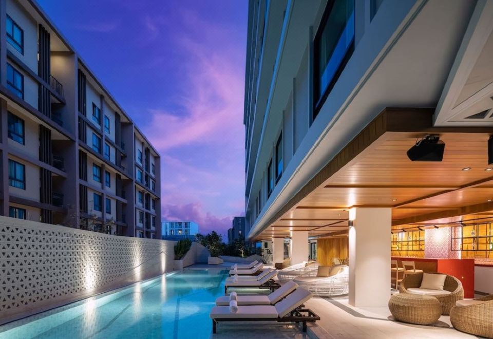 Travelodge Phuket Town