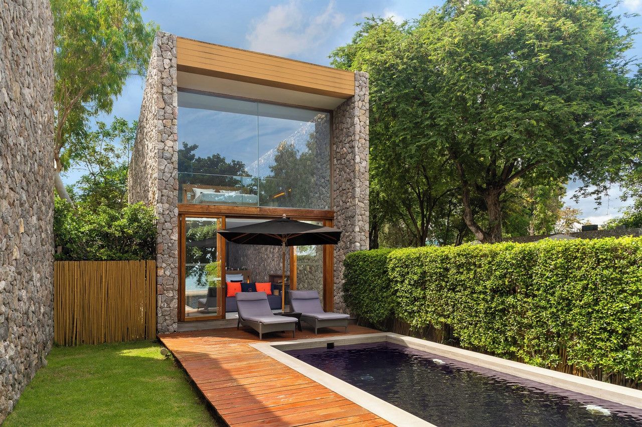 Deluxe Pool Villa ผนังหินก่อ พร้อมสระส่วนตัวที่ X2 Kui Buri