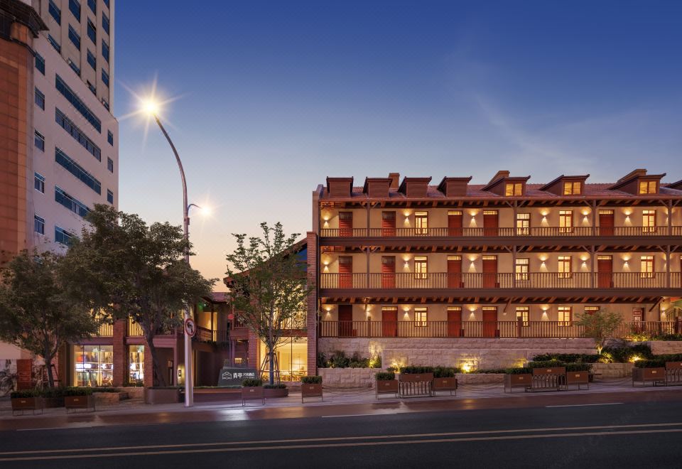 รีวิว Qingting Lyric Courtyard