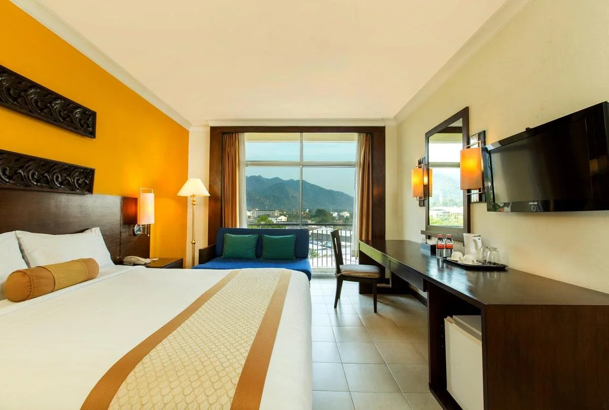 ห้องพัก Tinidee Hotel@Ranong วิวภูเขาและตัวเมืองระนอง
