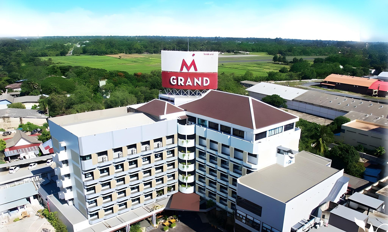 M Grand Hotel
