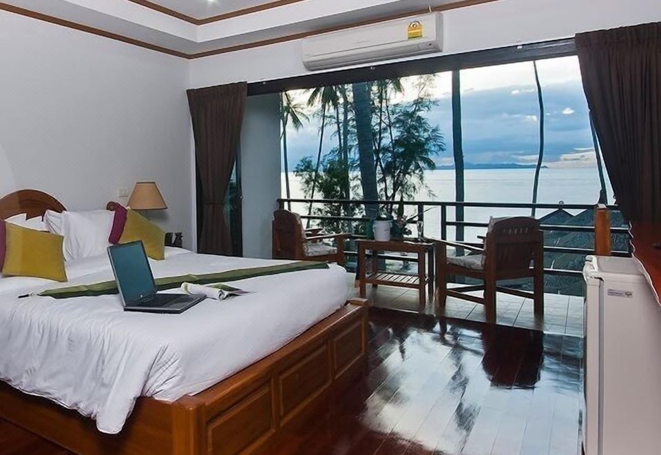 Lipa Bay Resort