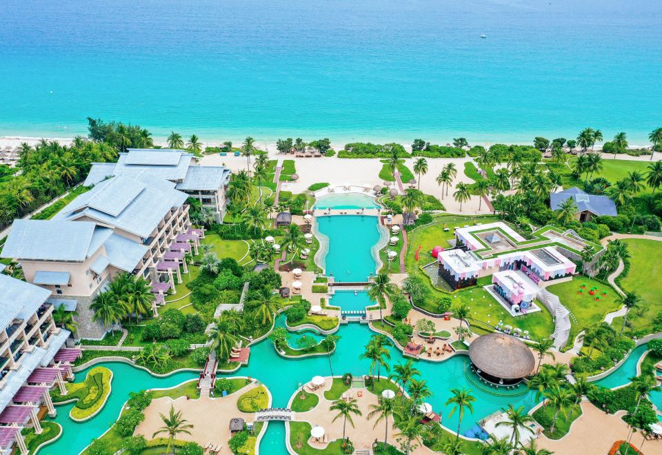 Hilton Sanya Yalong Bay Resort & Spa (三亚亚龙湾希尔顿大酒店)
